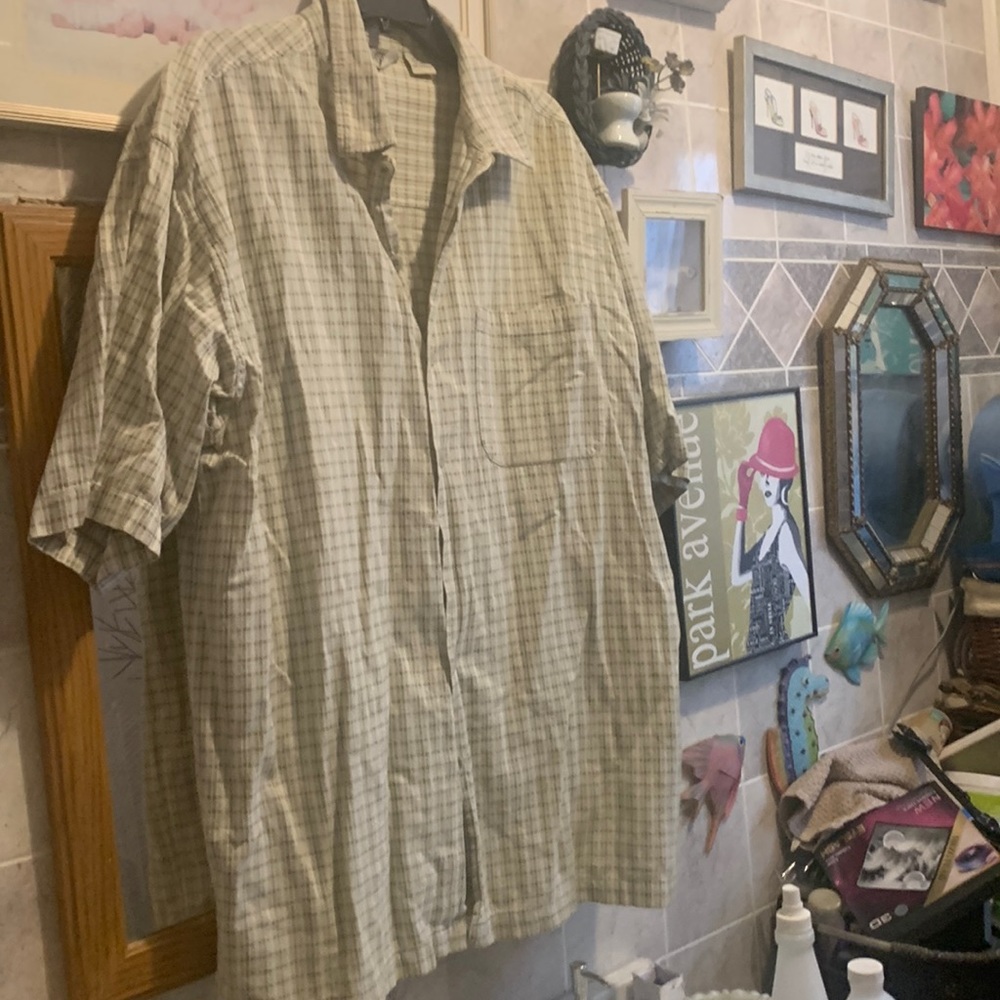 Intrinsic shirt